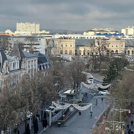 Lumineux Duplex - Hyper Centre - Terrasse Апартаменты Реймс